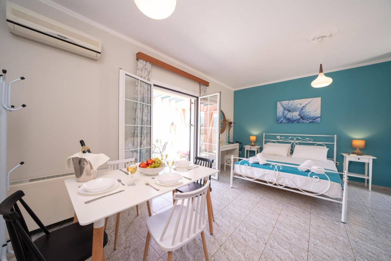 Pavlatos Apartments & Studios ซามี ภายนอก รูปภาพ